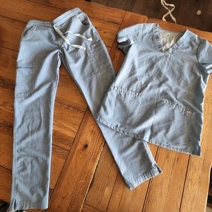 FIGS Heather Indigo XS scrubs